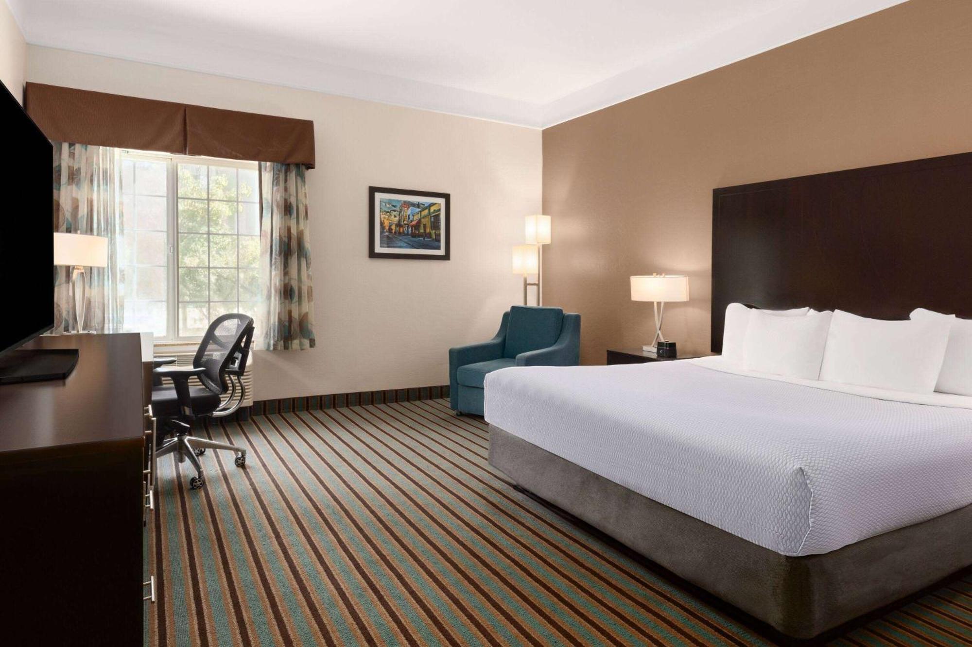 Hotel La Quinta By Wyndham Bakersfield North Exterior foto